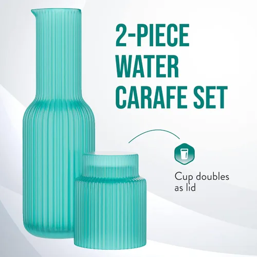 Vista 2 de American Atelier Juego de 2 jarras de agua de vidrio acanalado de 30 onzas con vaso, juego de 2 – boquilla fácil de verter de 10 pulgadas, taza