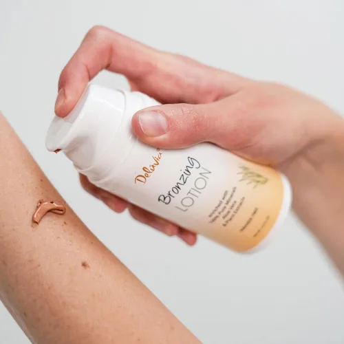 Vista 3 de Deluvia Body Shimmer Wash Off Loción bronceadora, después del sol, maquillaje de piernas, hidratante corporal iluminador, bronceador para cuerpo
