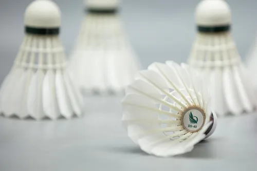 Vista 3 de DS-40 Premium Goose Feather Badminton Shuttlecock Multi-Pack