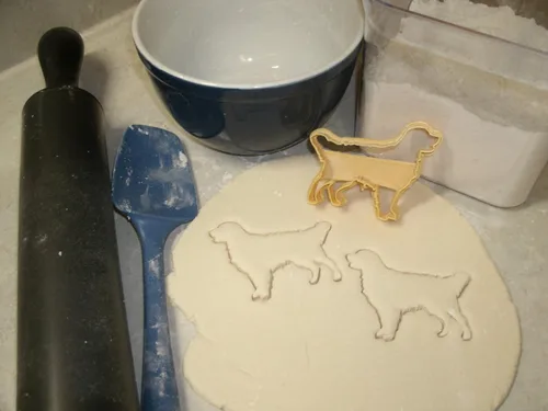 Vista 4 de CORTADOR DE GALLETAS PARA MASCOTAS PARA PERROS PARA RAZAS DE PERROS DE ORO RETRIEVER HECHO EN USA PR626