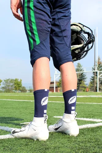 Vista 4 de MadSportsStuff Calcetines de fútbol juvenil para niños o hombres, accesorios de regalo de fútbol de longitud completa