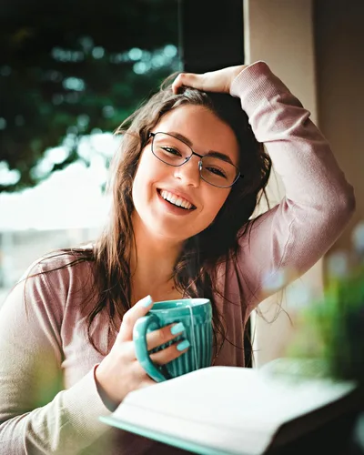 Vista 3 de LJCZKA Lentes rectangulares con bloqueo de luz azul para hombres y mujeres, marco de metal cuadrado, anteojos antifatiga ocular clásica