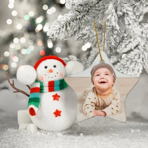 Vista 5 de Design You Own Adorno personalizado con forma de estrella, adorno de cerámica para árbol de Navidad, colgante de porcelana con cuerda dorada