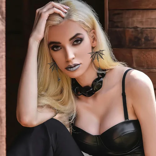 Vista 9 de FMR Aretes de telaraña de Halloween, aretes de araña, aretes colgantes de araña negra, aretes temáticos de Halloween, joyería para mujeres