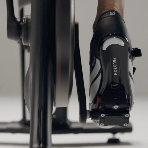 Vista 5 de Peloton Zapatos de ciclismo para bicicleta y bicicleta con tacos de bicicleta compatibles con Delta
