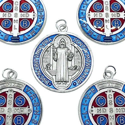 Vista 4 de San Benito Medalla epoxi Set de 5 con bolsa de regalo azul