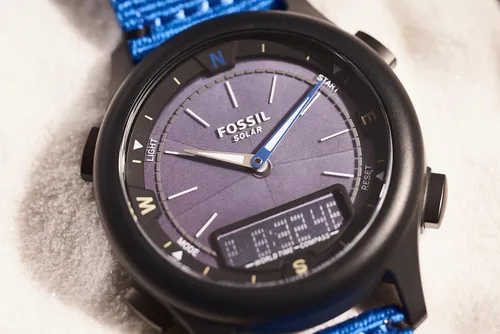 Vista 5 de Fossil Earth Day Solar Digital Rpet Reloj LE1120