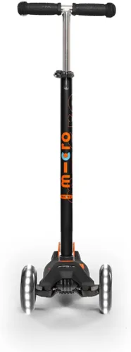 Vista 3 de Micro Kickboard – Maxi Deluxe LED – Monopatín pequeño de tres ruedas, inclinado a girar, diseño suizo para niños con ruedas con luces LED activadas