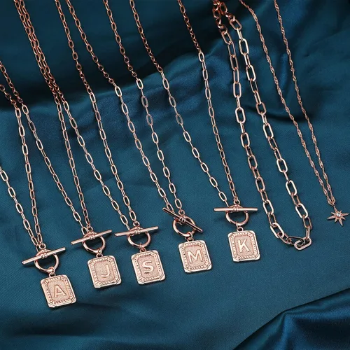 Vista 8 de MJartoria Collares con inicial en capas para mujer, a la moda, chapado en oro de 14 quilates, gargantilla de estrella simple, collar con dije