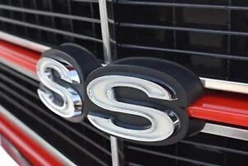 Vista 2 de Emblema de rejilla Chevelle SS 1970