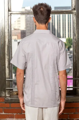 Vista 5 de Camisa mexicana cubana para hombre, cuatro bolsillos, manga corta, clásica, vacaciones, playa, boda, bordado, Pintuck, camisa relajada