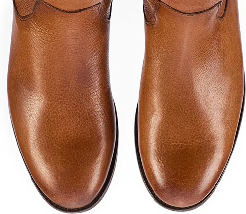 Vista 5 de Frye - Botas altas Melissa Button 2 con estilo ecuestre para mujer hechas de cuero vintage y resistente con herrajes de metal antiguo y suela