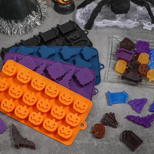 Vista 2 de Webake Molde de chocolate de Halloween con forma de calabaza Jack-O-Lantern, calavera, lápida, fantasma, murciélago y araña, moldes de silicona