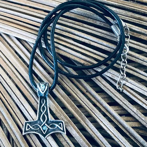 Vista 8 de Trilogy Jewelry - Martillo de Thor con 2 cristales de Swarovski para cumpleaños collar de piel