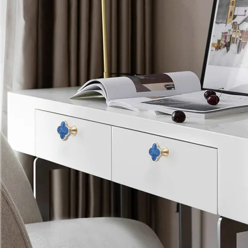 Vista 5 de 6 piezas de manijas de pomo de trébol de cuatro hojas de latón, pomos dorados para gabinetes, cajones, cómodas, muebles, cocina, armario, baño