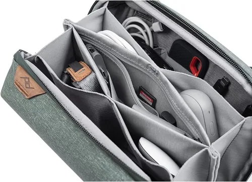 Vista 4 de Peak Design Tech Pouch Sage (BTP-SG-2)