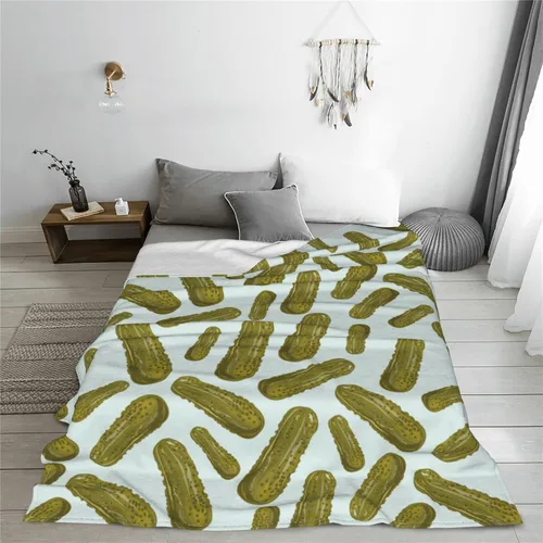 Vista 3 de Cobija de pepinos encurtidos, manta de cama suave, ligera y acogedora manta de franela de felpa para sofá o dormitorio, 60 x 50 pulgadas