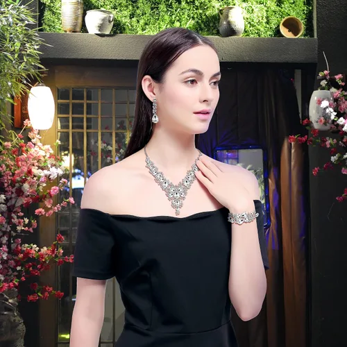 Vista 2 de Juego de joyas de boda de 34 piezas para mujeres y niñas, joyería de disfraz de noche brillante de cristal de diamantes de imitación para novia
