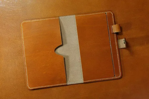 Vista 2 de Funda de cuero curtido vegetal marrón para moleskine clásico cuaderno cartera de cuero organizador para moleskine portátil grande MA514C