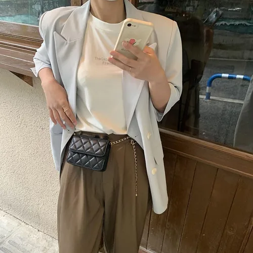 Vista 2 de Riñonera para mujer, mini bolsa cruzada Y2K, accesorios para cinturón para mujer, a la moda, Negro