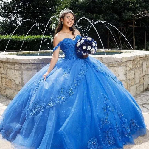 Vista 4 de Uiykhr De las mujeres fuera del hombro vestidos de quinceañera vestido de bola hinchado tul con cuentas vestido de fiesta dulce 15 vestidos