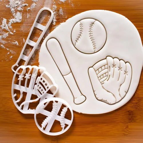 Vista 2 de Juego de 3 cortadores de galletas de sóftbol (diseños: murciélago, guante y bola), 3 piezas - Bakerlogy