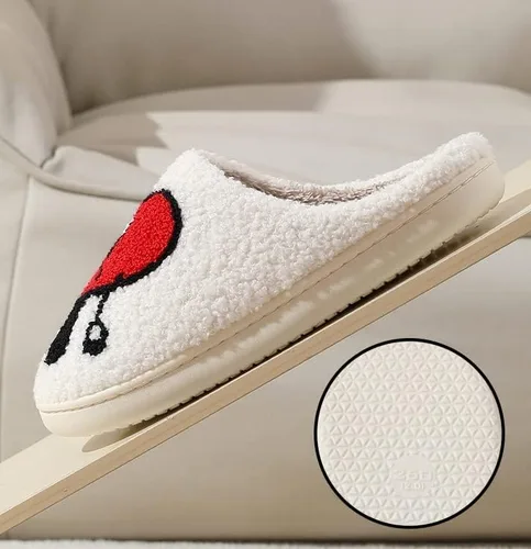 Vista 5 de acbzupf Lindas pantuflas para mujer, retro, cálidas, antideslizantes, bordadas de dibujos animados, cálidas pantuflas para invierno, interiores