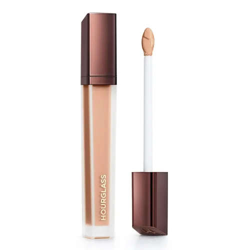 Vista 25 de Hourglass Corrector de aerógrafo Vanish. Corrector ligero e impermeable para un aspecto natural con aerógrafo