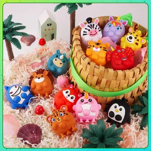 Vista 4 de ChildFun 12 piezas Recuerdos de fiesta para niños, juguetes de silicona de animales con ventosa, regalos de cumpleaños para niños y niñas, juguetes