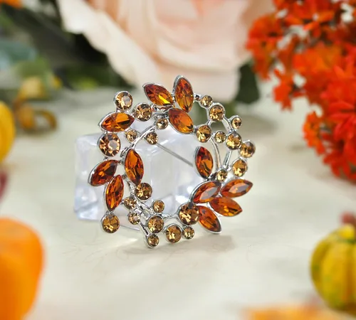 Vista 5 de Gyn&Joy Broche de cristal transparente de la corona floral del Rhinestone BZ005