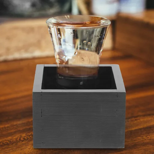 Vista 5 de Hemoton Caja de sake de madera de estilo japonés para almacenamiento de tazas de sake, contenedor multifuncional portátil compacto de 2.14 pulgadas