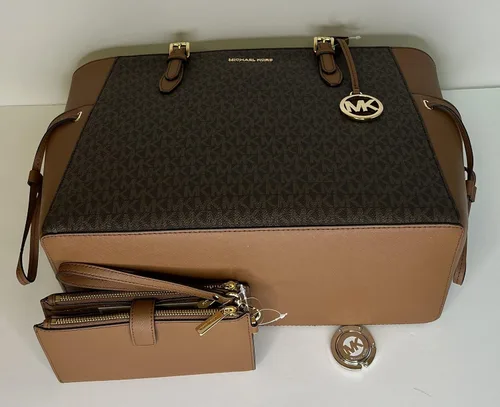 Vista 5 de Michael Kors MICHAEL Michel Kors Gilly - Bolsa de viaje con cordón grande con doble cierre para la muñeca