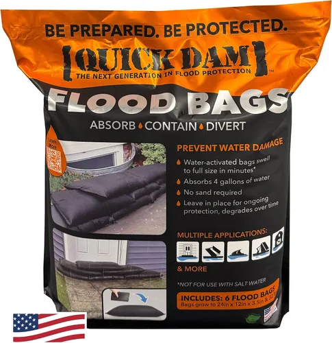 Vista 2 de Bolsas de inundación activadas por agua Quick Dam, 1 pie x 2 pies, paquete de 6. hese sandless sandbags are water-activated and self-inflating