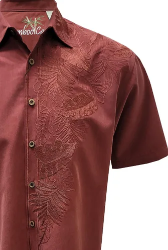 Vista 2 de Bamboo Cay Camisa tejida bordada casual de manga corta para hombre Island Leaf Nation Borgoña