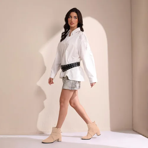 Vista 3 de NUMALEO Botas altas de ante con hebilla para mujer, estilo casual, punta redonda, tacón bajo y grueso, 2 pulgadas