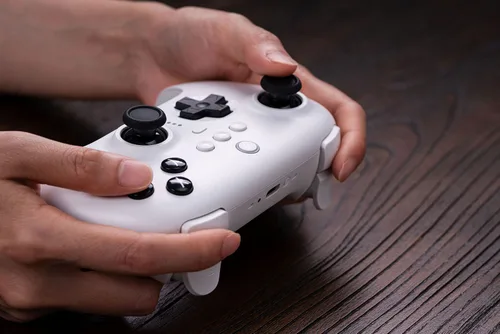Vista 8 de 8Bitdo Ultimate Bluetooth Controller with Charging Dock, 2.4g Wireless Pro Gamepad with Back Buttons, Hall Joystick, Motion Controls and Turbo