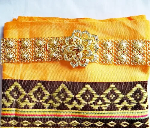 Vista 2 de Cinturón tailandés Placa de oro Piedra Blanca Joyería Cadena Vintage Rattanakosin Período Tailandia Traje Tradición Boda Mujeres Accesorio Para