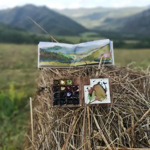 Vista 2 de Pequeña paleta de acuarela portátil de madera con tapa, mini paleta de acuarela, paleta de acuarela vacía para acuarela, gouache, pintura acrílica