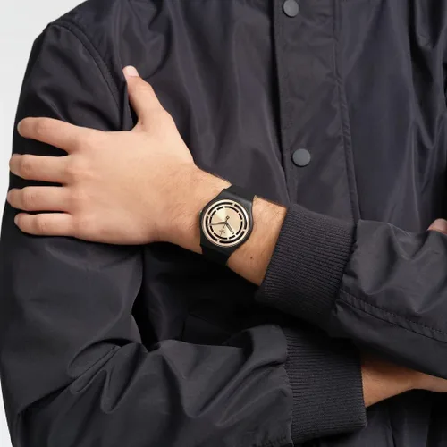 Vista 4 de Swatch Colección nuevo reloj de cuarzo con signo transparente estándar de BIOCERAMIC, Beige