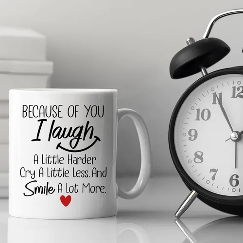 Vista 3 de Taza de café con texto en inglés "Because Of You I Laugh", regalo para mujeres, mejores amigas, mejores amigas, tazas personalizadas de amistad