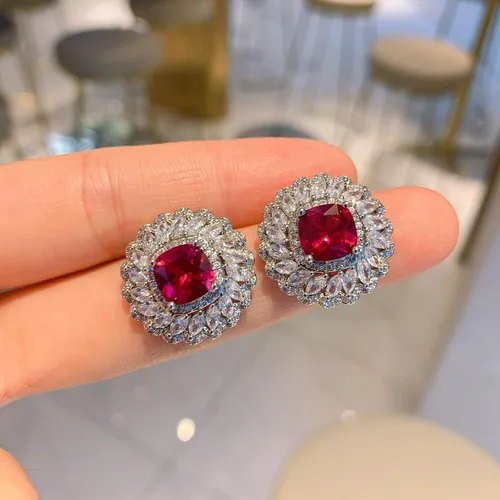 Vista 5 de Aretes chapados en oro de 18 quilates de 0.354 x 0.354 in con gema roja de imitación de paloma roja, juego de joyería para mujer, regalo de lujo