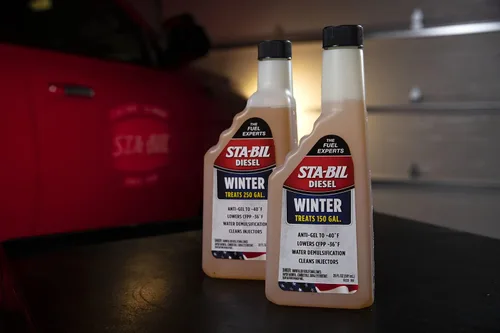 Vista 8 de STA-BIL Diesel Winter Anti-Gel - Evita la gelificación de combustible hasta -40 grados Fahrenheit - Limpia los inyectores - Trata 250 galones