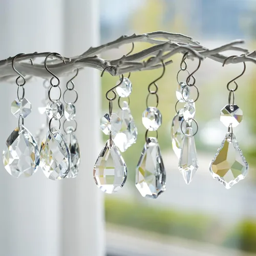 Vista 10 de KANPURA 12 piezas de atrapasoles de cristal, adorno colgante de cristales, prisma de arco iris para el hogar, oficina, jardín, decoración de Navidad