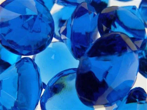 Vista 2 de Diamantes de cristal de acrílico Confetti para decoración de mesas. 1 lb Bolsa Lavanda