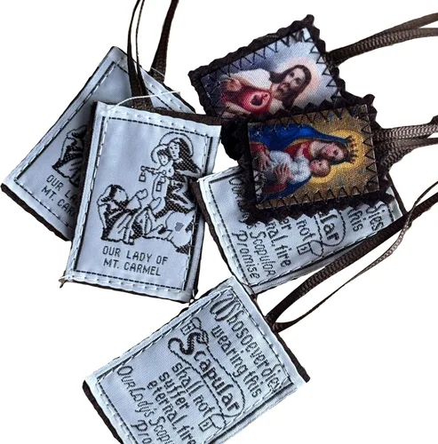 Vista 2 de Escapularios católicos, paquete de 3 collares católicos a granel de Escapulario de Nuestra Señora del Monte Carmelo, Escapularios Católicos