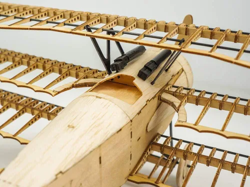 Vista 3 de Rompecabezas de madera 3D DIY Fokker DR1 Triplano Modelo Avión, Kit de avión modelo de madera Balsa cortado con láser, kits de avión para construir