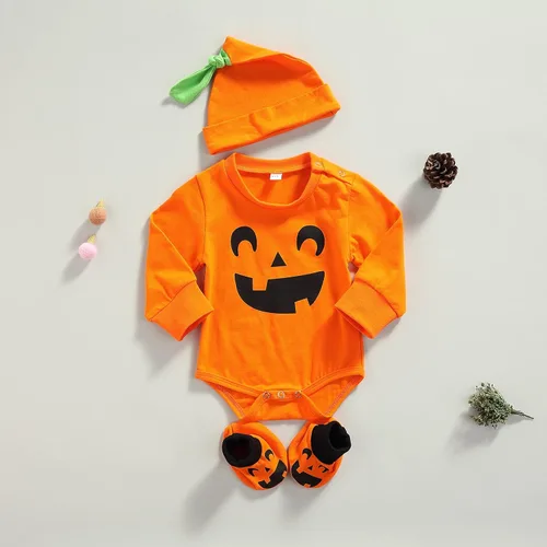 Vista 2 de Yccutest Disfraz de calabaza de Halloween para bebé recién nacido, para niños y niñas, enterizo de calabaza, zapatos, sombrero, 3 piezas, trajes