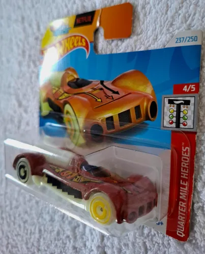 Vista 2 de Hot Wheels Retro-Active Orange Quarter Mile Heroes 4/5 Modelo de coche fundido a presión