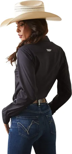 Vista 2 de ARIAT Camiseta elástica Kirby Wrinkle Resist Team para mujer