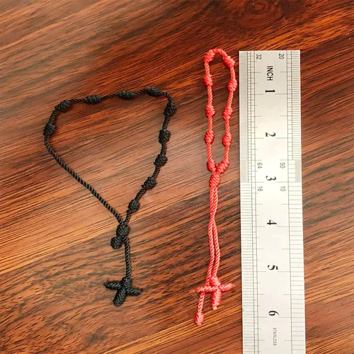 Vista 3 de YouU Juego de 5 pulseras de cruz rosario hechas a mano, pulseras decenarios